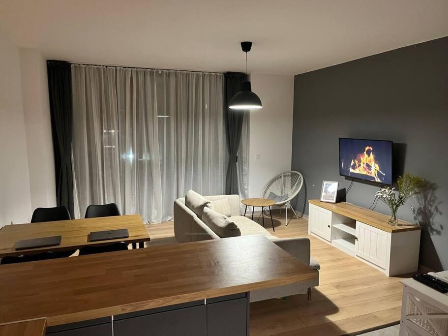 Sunlit Elegance Escape Apartment Varna Exterior foto